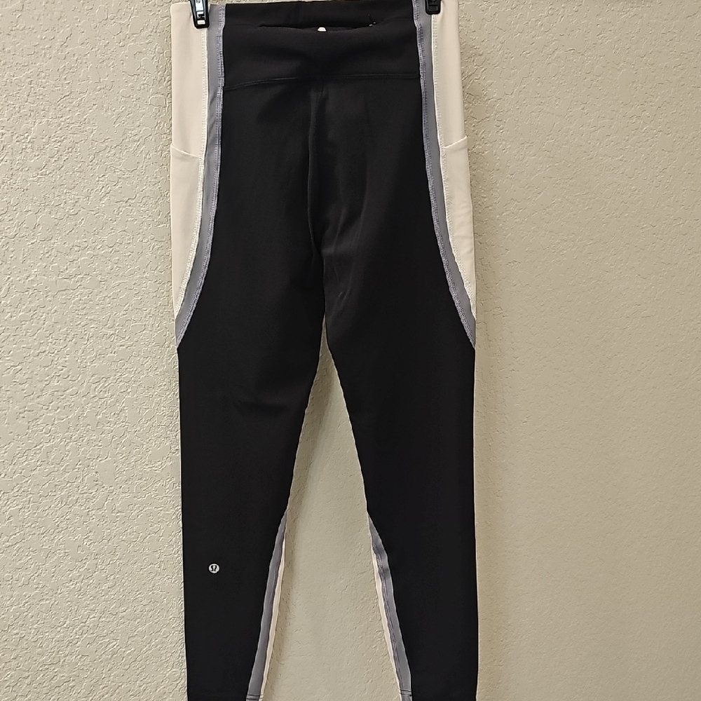 Lululemon Wild Twist 7/8 Tight *25"